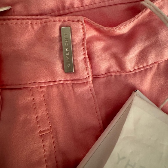 GIVENCHY
Candy pink Denim Slim Jean - Picture 12 of 15
